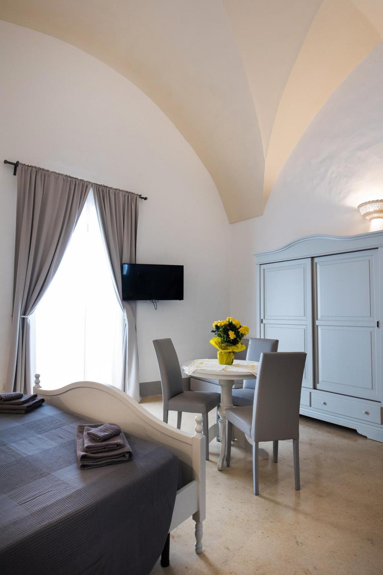 Le Finestre Su Porta Carrese - Luxury Rooms Matino Kültér fotó